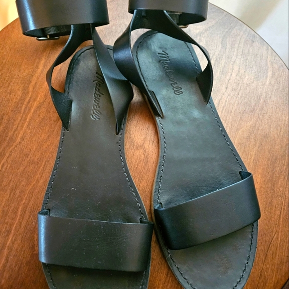 Madewell Leather Ankle Strap Minimalist Sandal, black, womens 9 - Picture 2 of 4
